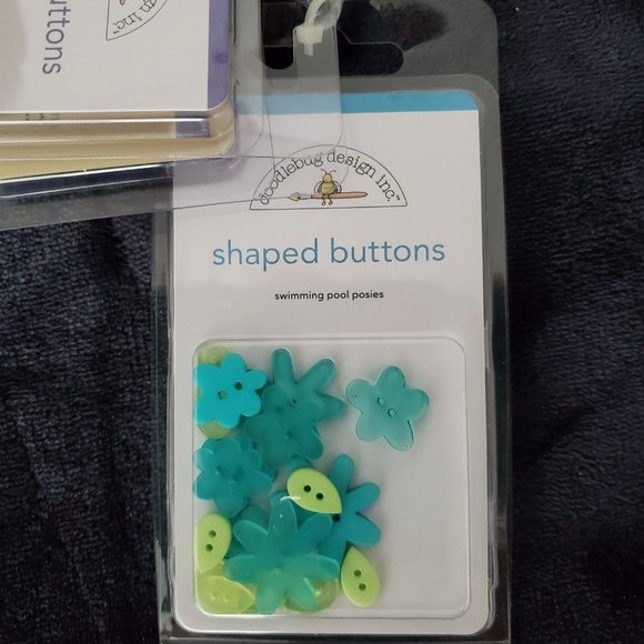 Forget-Me-Not Flowered Buttons - Set of 3 - NEW - Picture 2 of 5